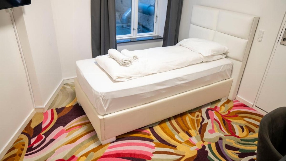 A Hotels City Image 25